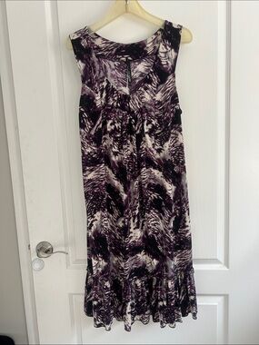Gorgeous new Nic & Dom soft Sleeveless Purple Abstract Print Dress 2X ruffledhem